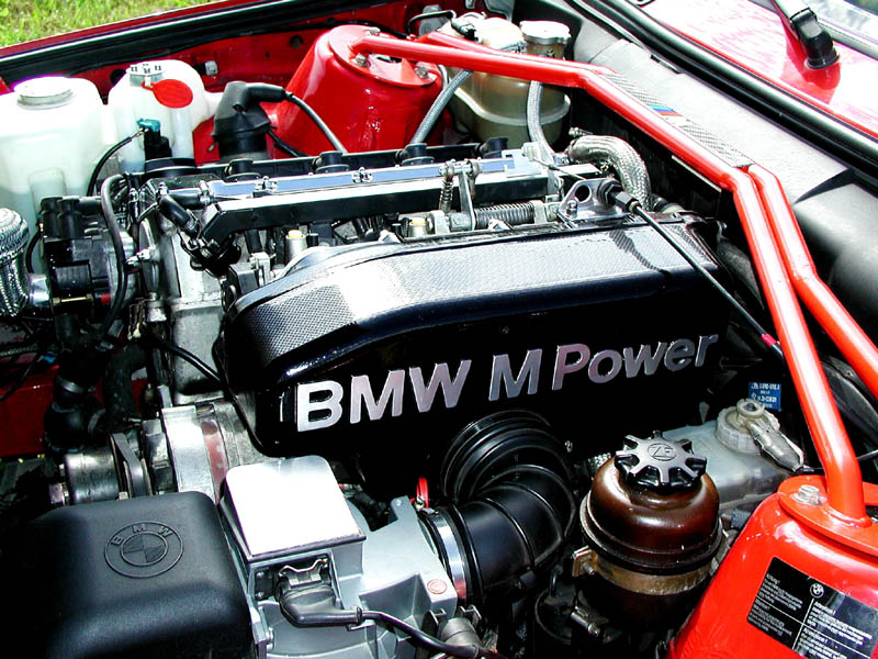 e30_engine_045.jpg