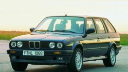 e30-touring-stock.jpg